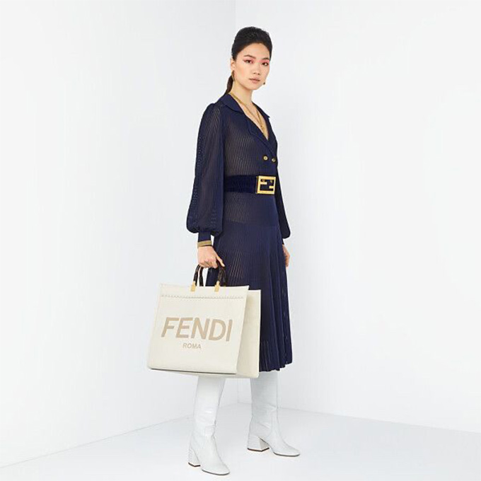 fendi sunshine large smooth calfskin shopping tote bag